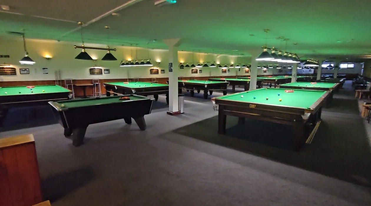 Sportowe ferie ze snookerem