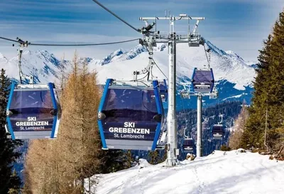 Gondole kolei Ski Grebenzen w St. Lambrecht nad stokiem